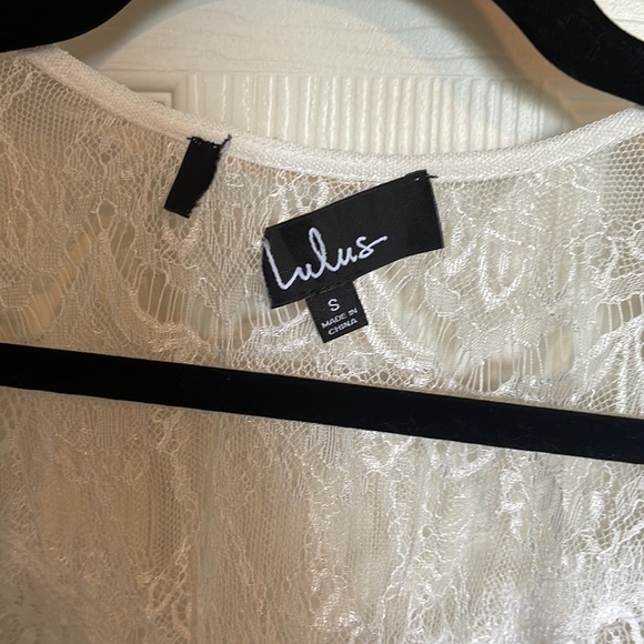 Lulus. Size S. Lace Kimono - Picture 2 of 2